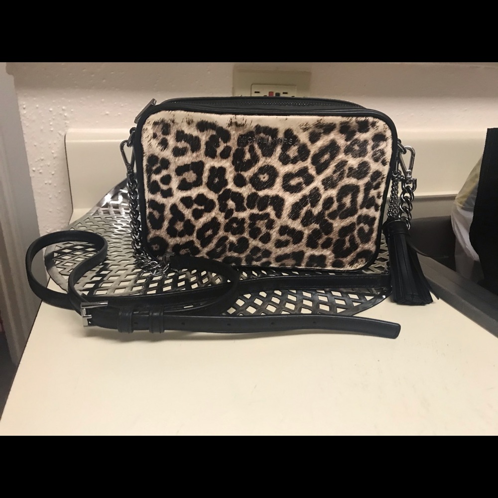 Crossbody bag